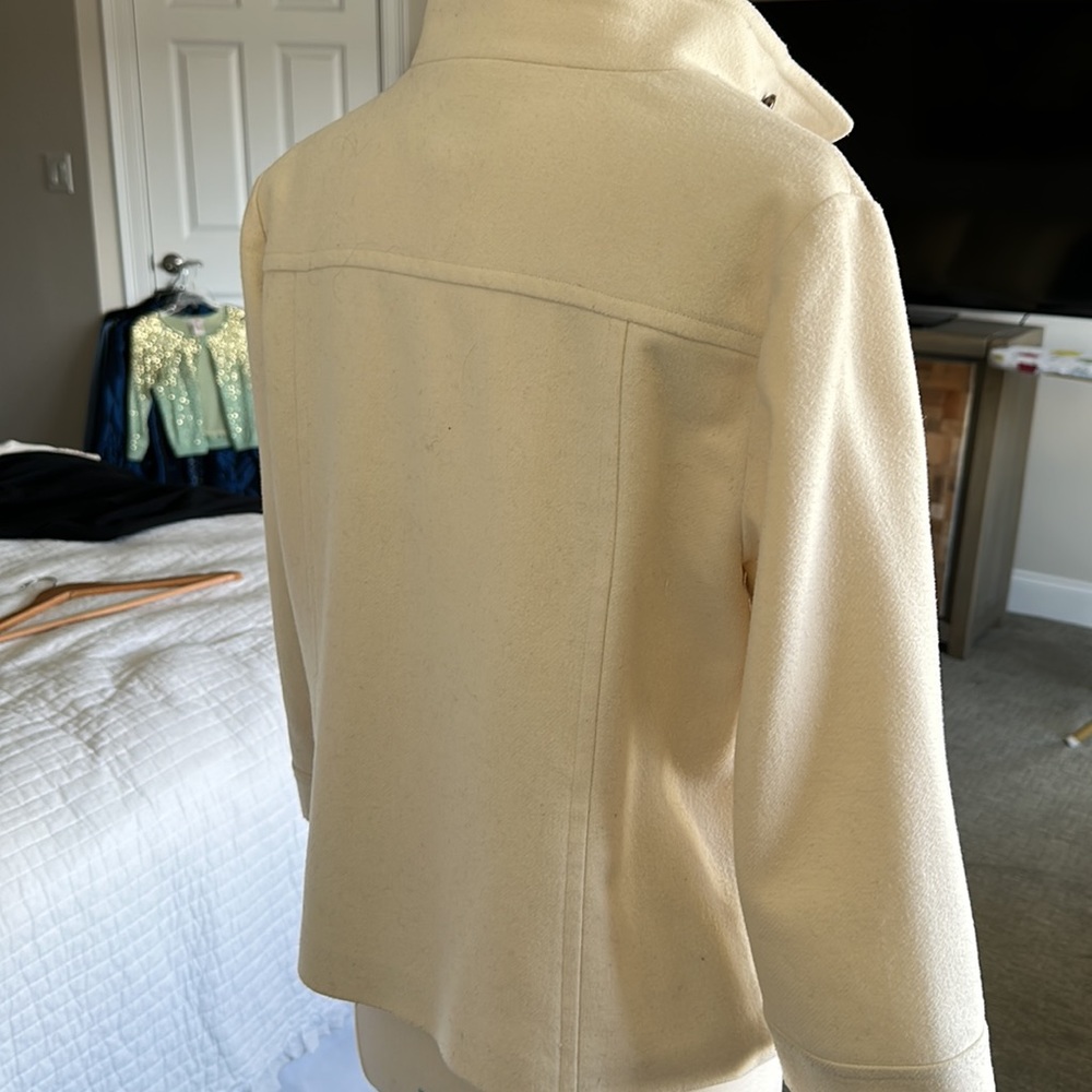 Jacket - Picture 2 of 3